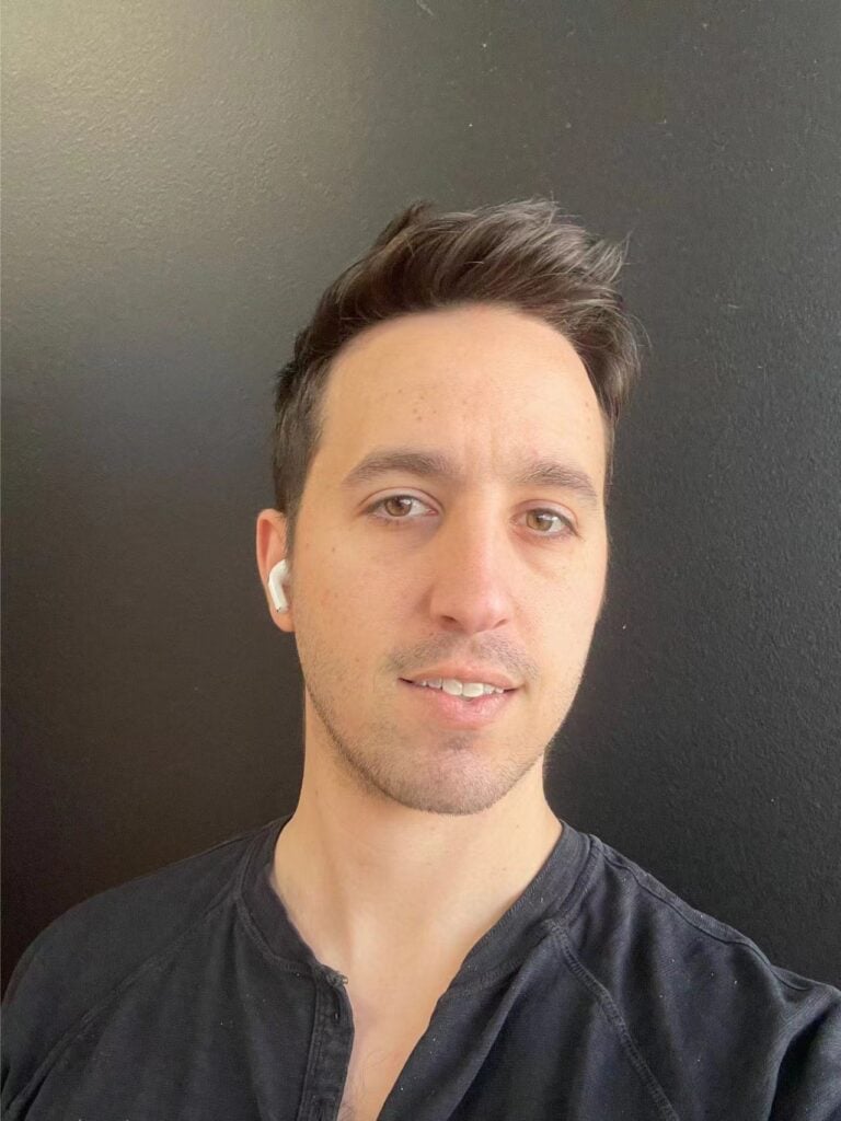 Dan, happy student with Cristina at Jia You Chinese